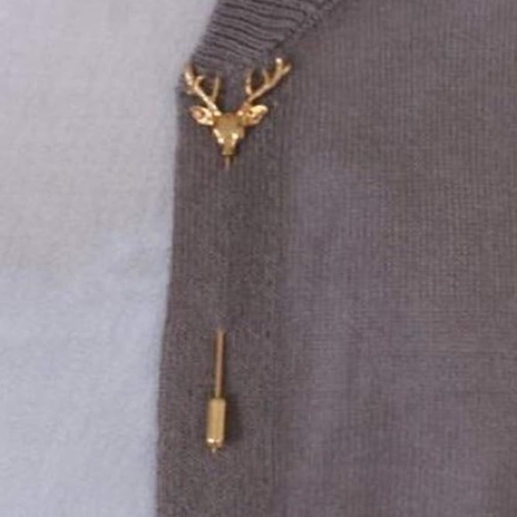 Gold Deer Antler Lapel Pin - Cabincore Western - Picture 6 of 8